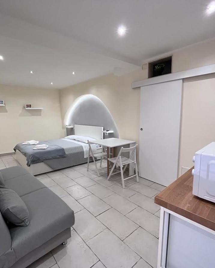 Al Rifugio Di Rosmy Appartement Bari Buitenkant foto